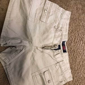 Shorts beige safari 💃🏼 BOGO